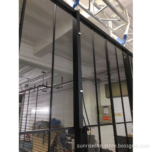 Virtual Production LED Screen Solutions for Shopping Malls: 3.91-7.82 mm Pitch, 4K Curtain Technology
